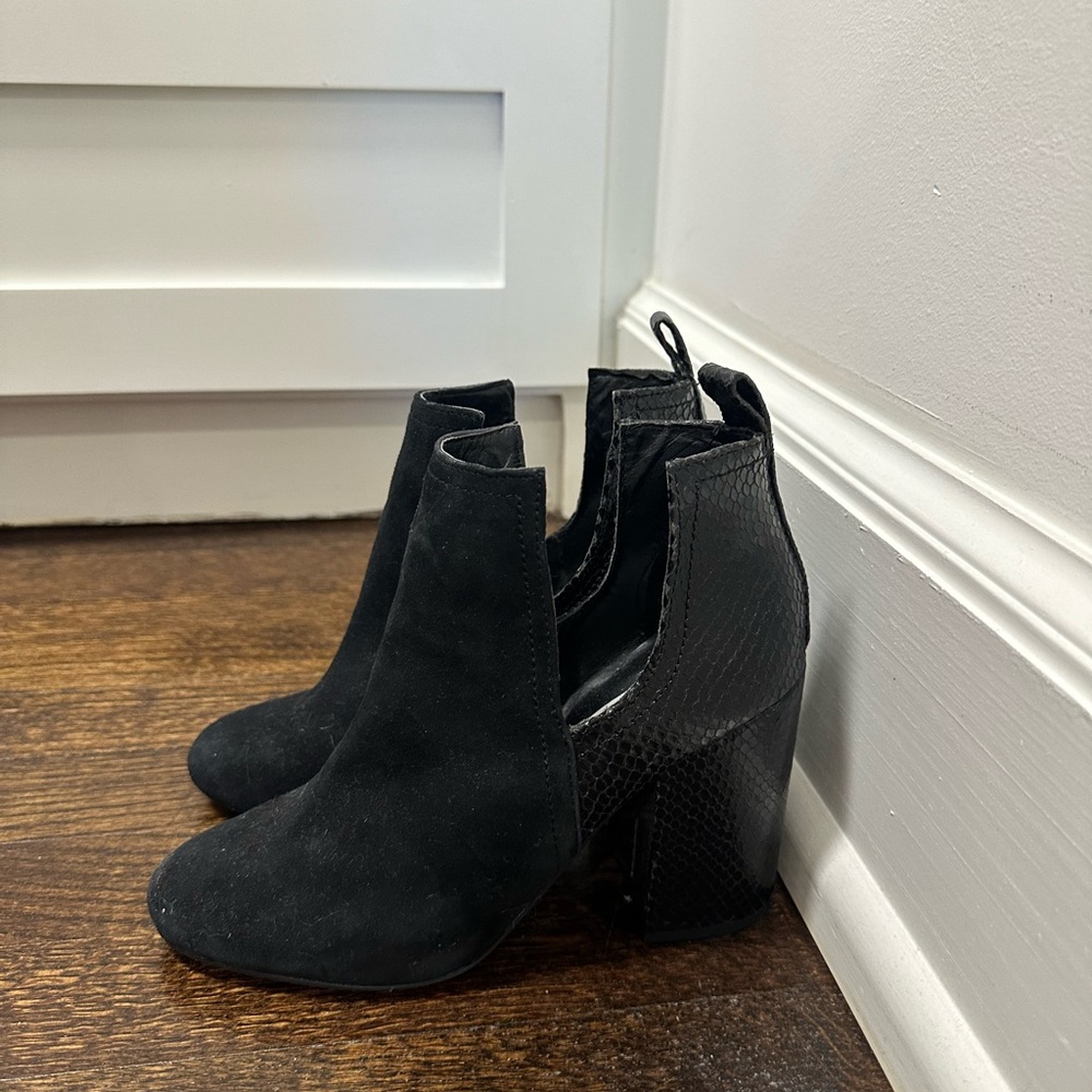Steve Madden Black Ankle Boots